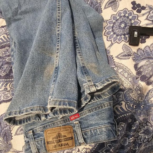 Men's Wrangler Work Jeans Size 38X30 - Picture 3 of 4